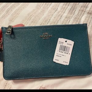 Coach wristlet turquoise